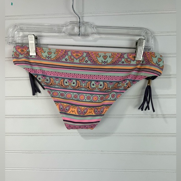 Victoria’s Secret tankini bikini paisley pink, purple, mint swimsuit set. Size M - Picture 10 of 16